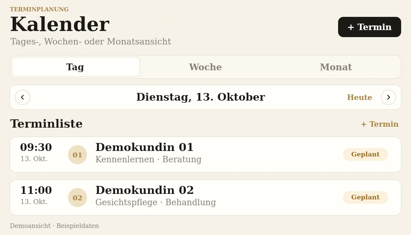 Kalender der Studio Platform – Entwicklungsansicht mit Beispieldaten